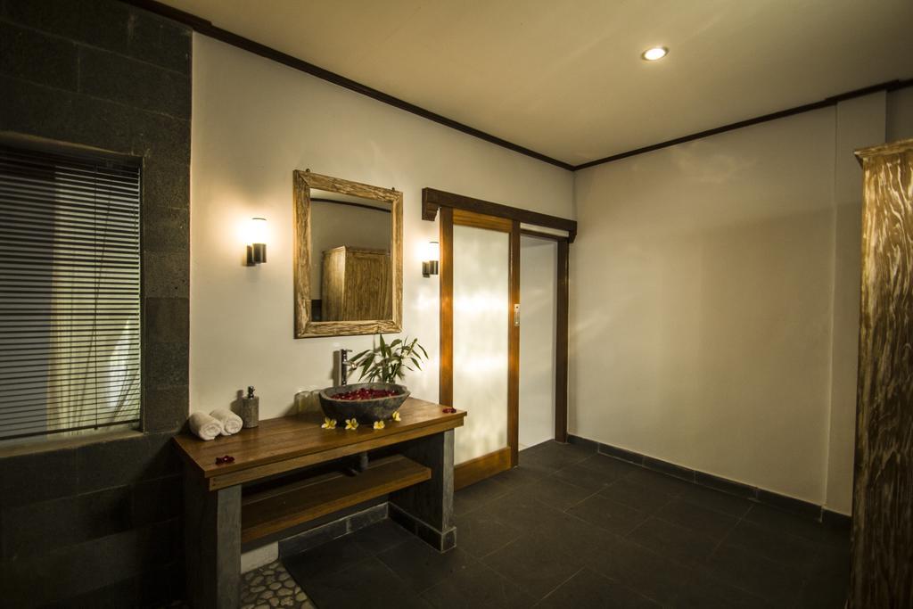 Akusara House อูบุด ภายนอก รูปภาพ