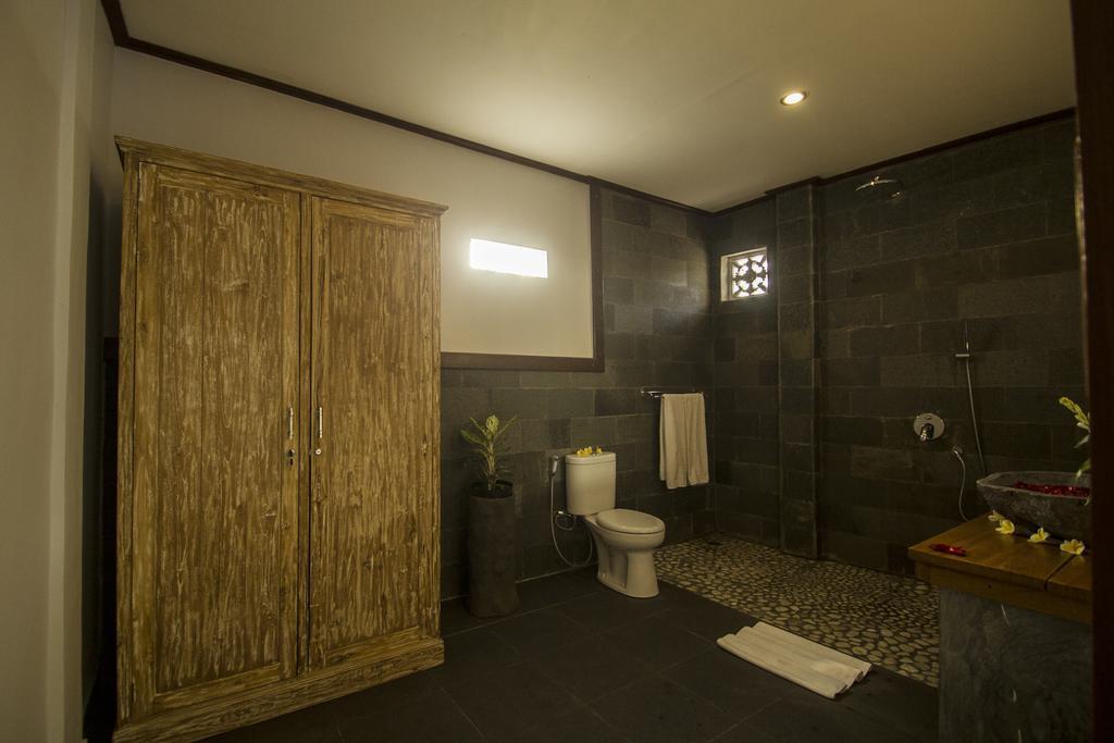 Akusara House อูบุด ภายนอก รูปภาพ