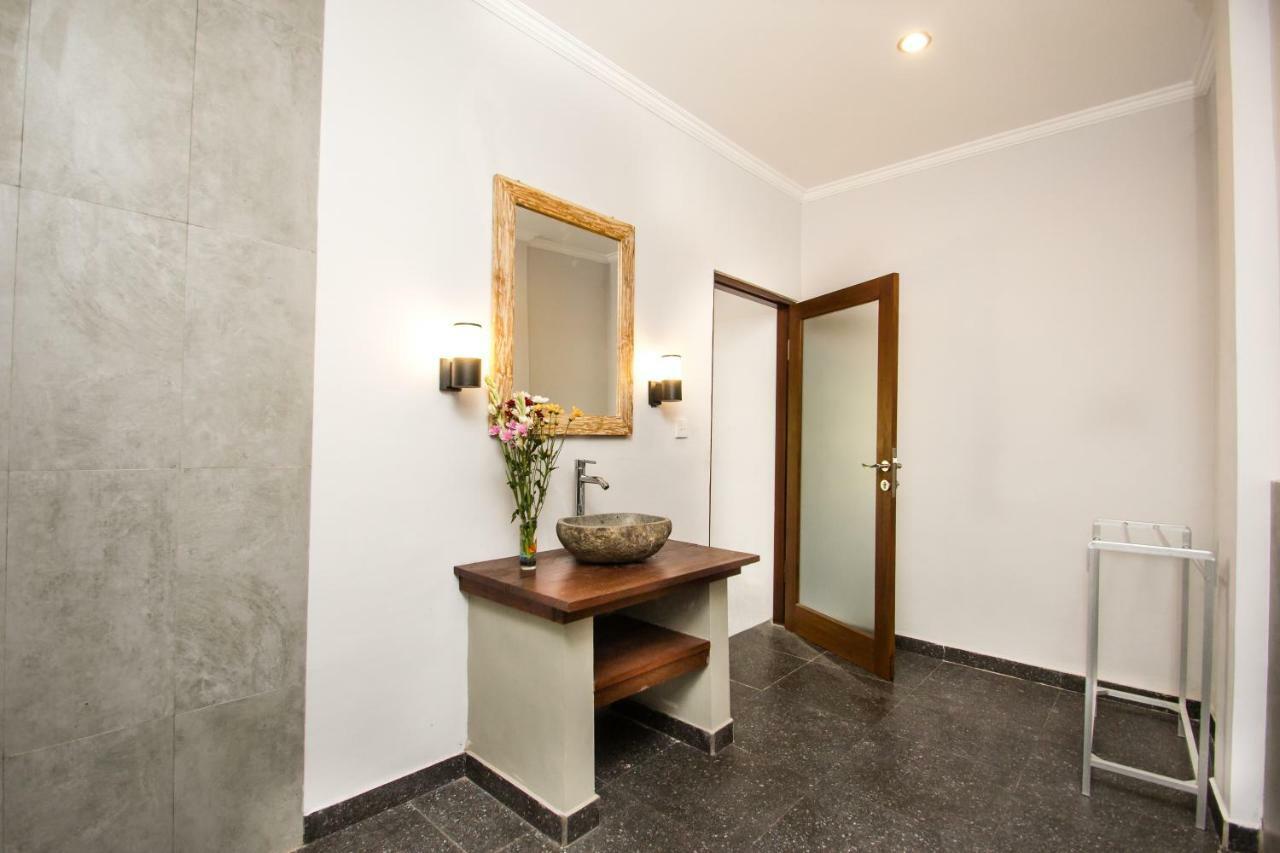 Akusara House อูบุด ภายนอก รูปภาพ